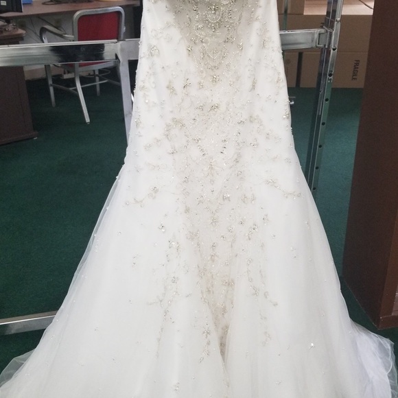 Wedding Dress - Picture 3 of 3